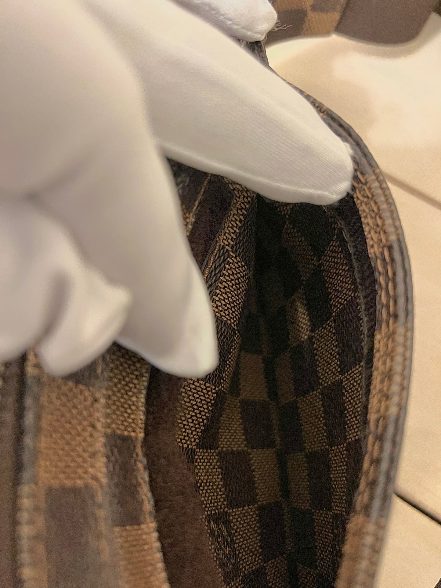 Louis Vuitton Geronimos Damier Ebene