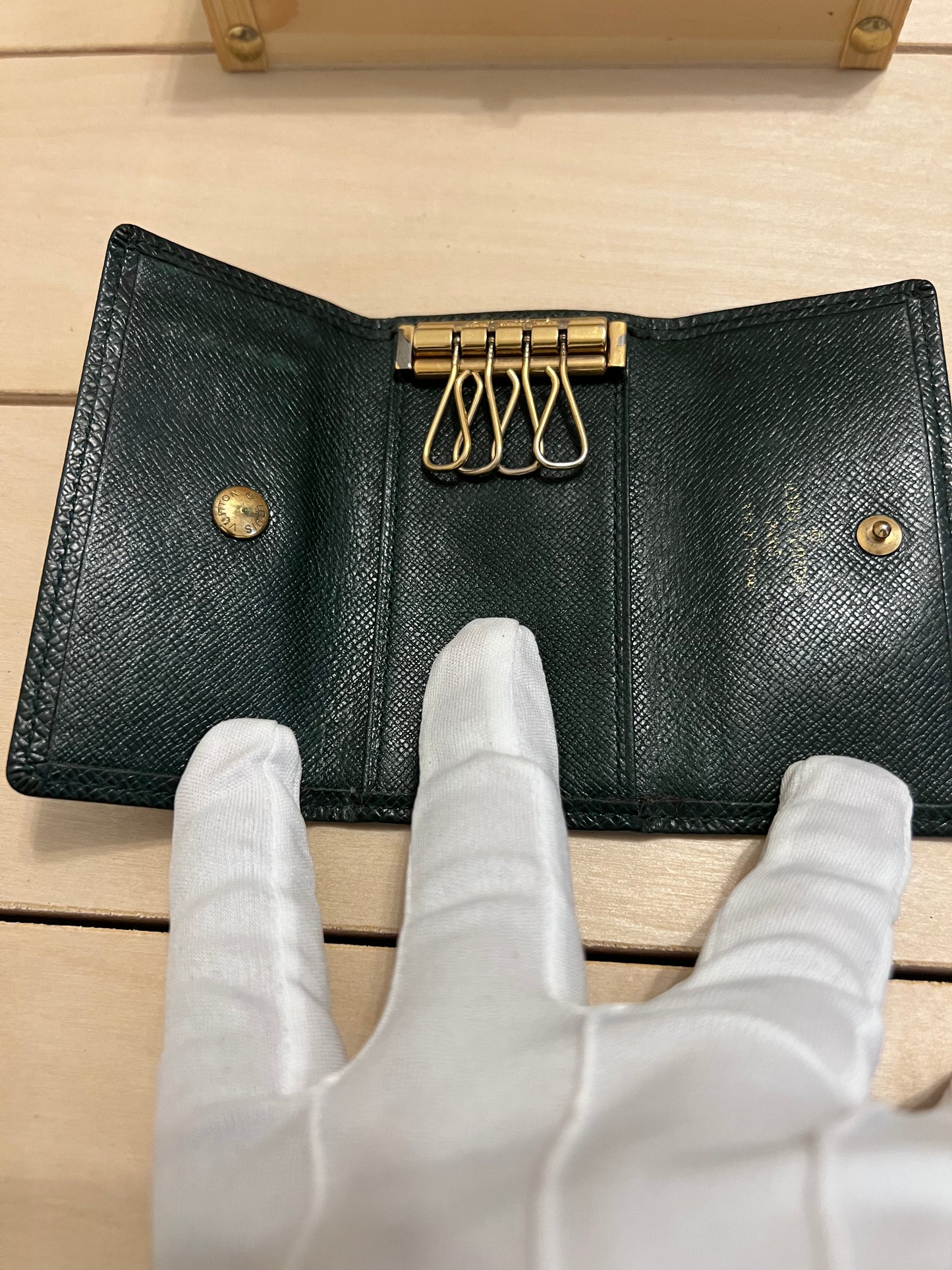 Louis Vuitton Green Taiga 4 Key Holder